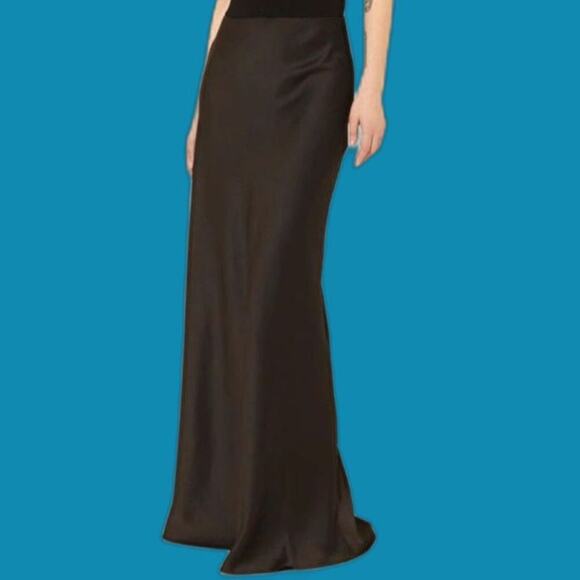 Tara Jarmon Jesta black fluid satin skirt Size 34-US size 0 - Picture 1 of 7